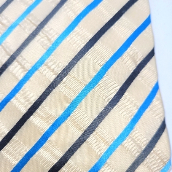DOLCE & GABBANA Vintage SilK Cream Shimmery and Turquoise Stripped Tie - Picture 13 of 15